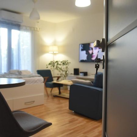 Dekart Apartment Ниш Экстерьер фото